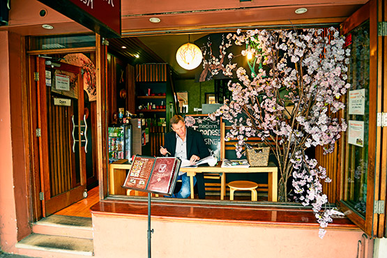 Glebe cafe & restaurant precinct