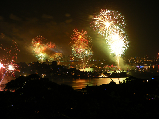 Sydney Harbour fireworks on New Year's Evev 2009