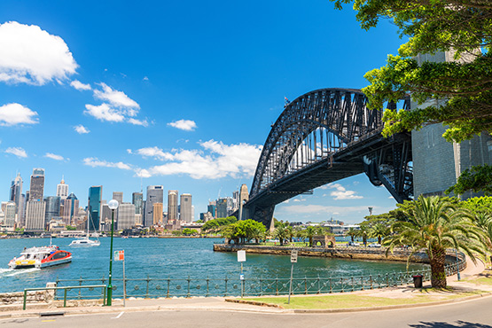 Sydney Harbour Bridge from Milsons Point